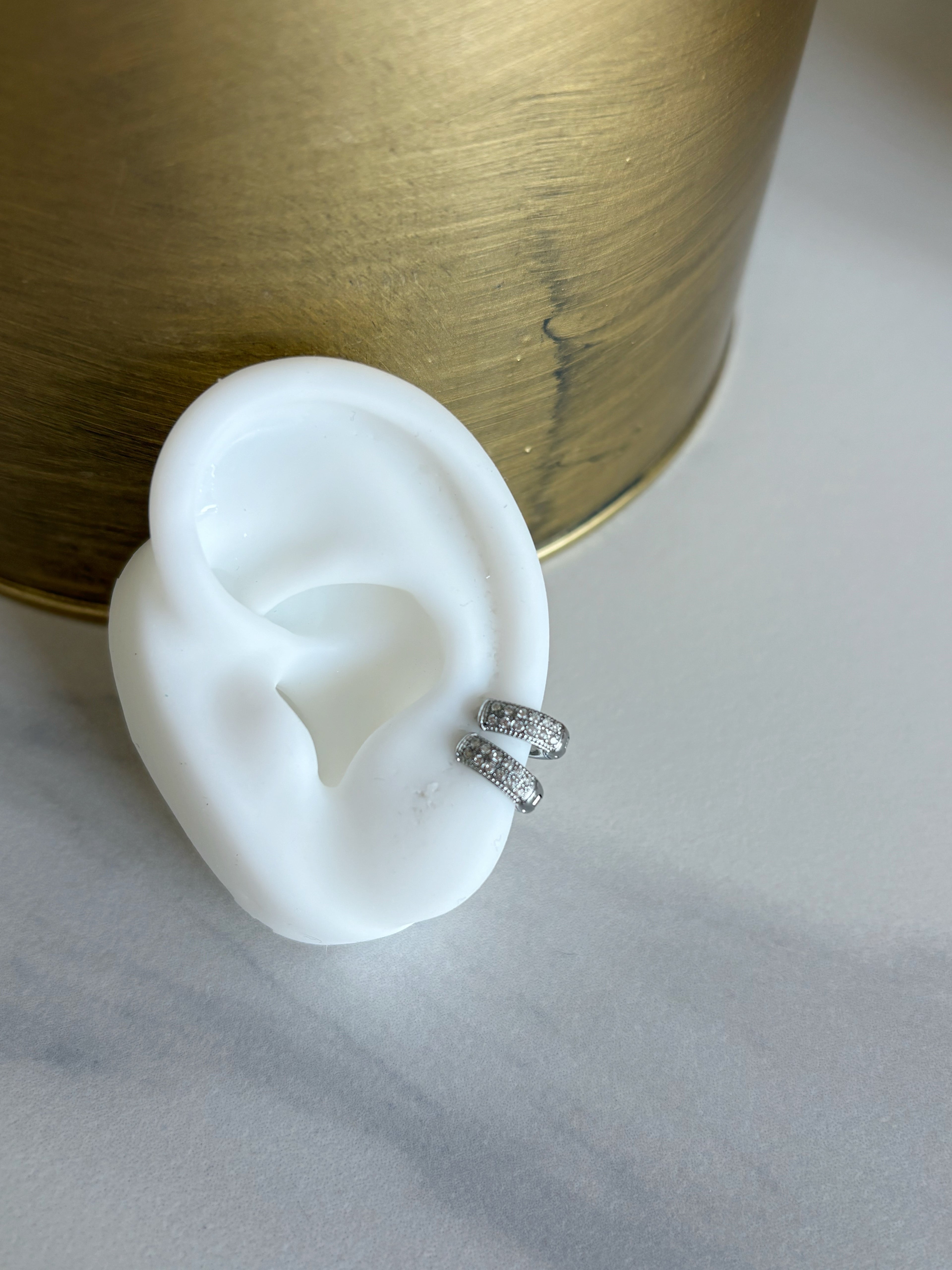 Orecchini Hoop zirconati piccoli