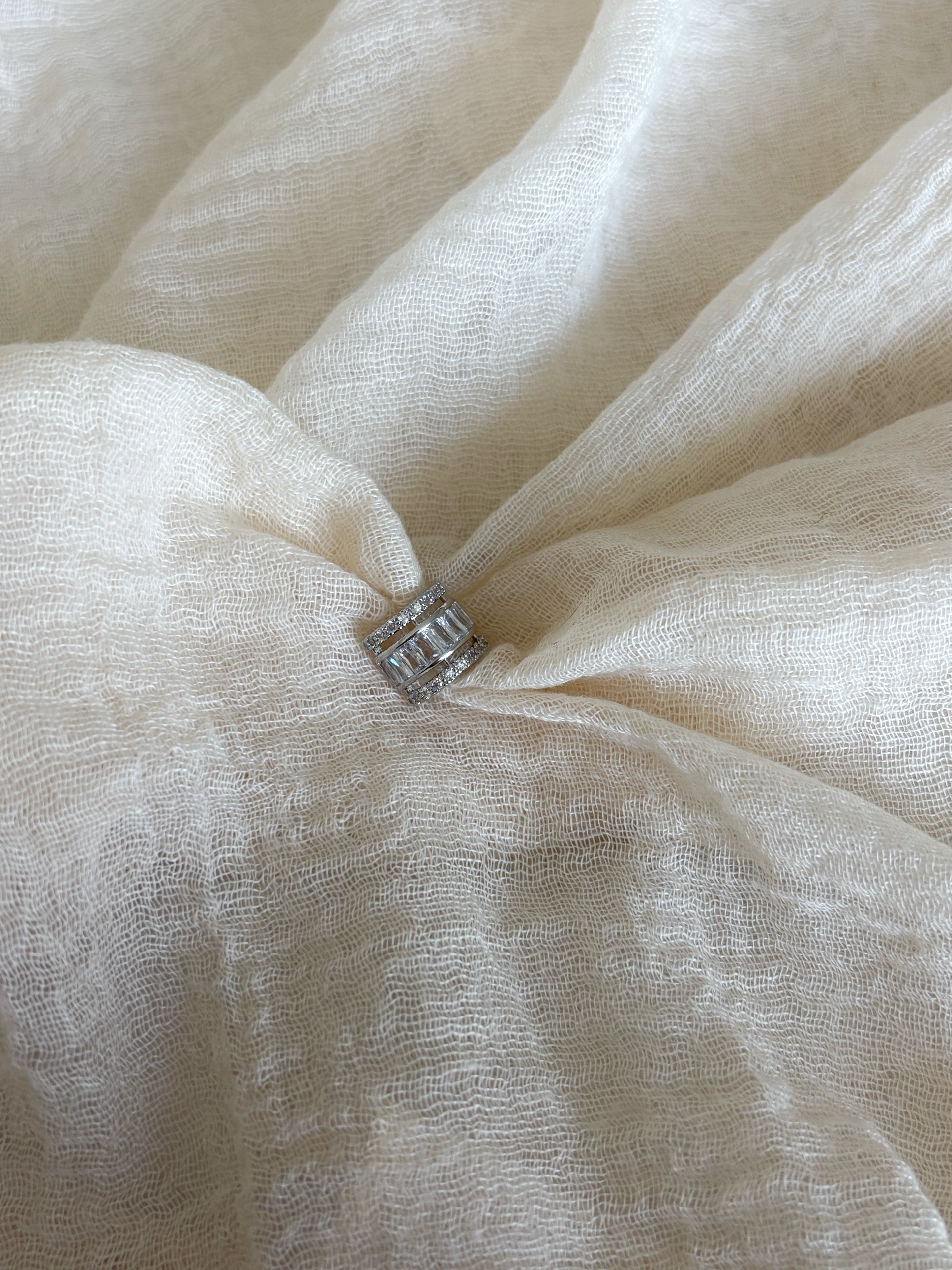 Ear Cuff Love Silver