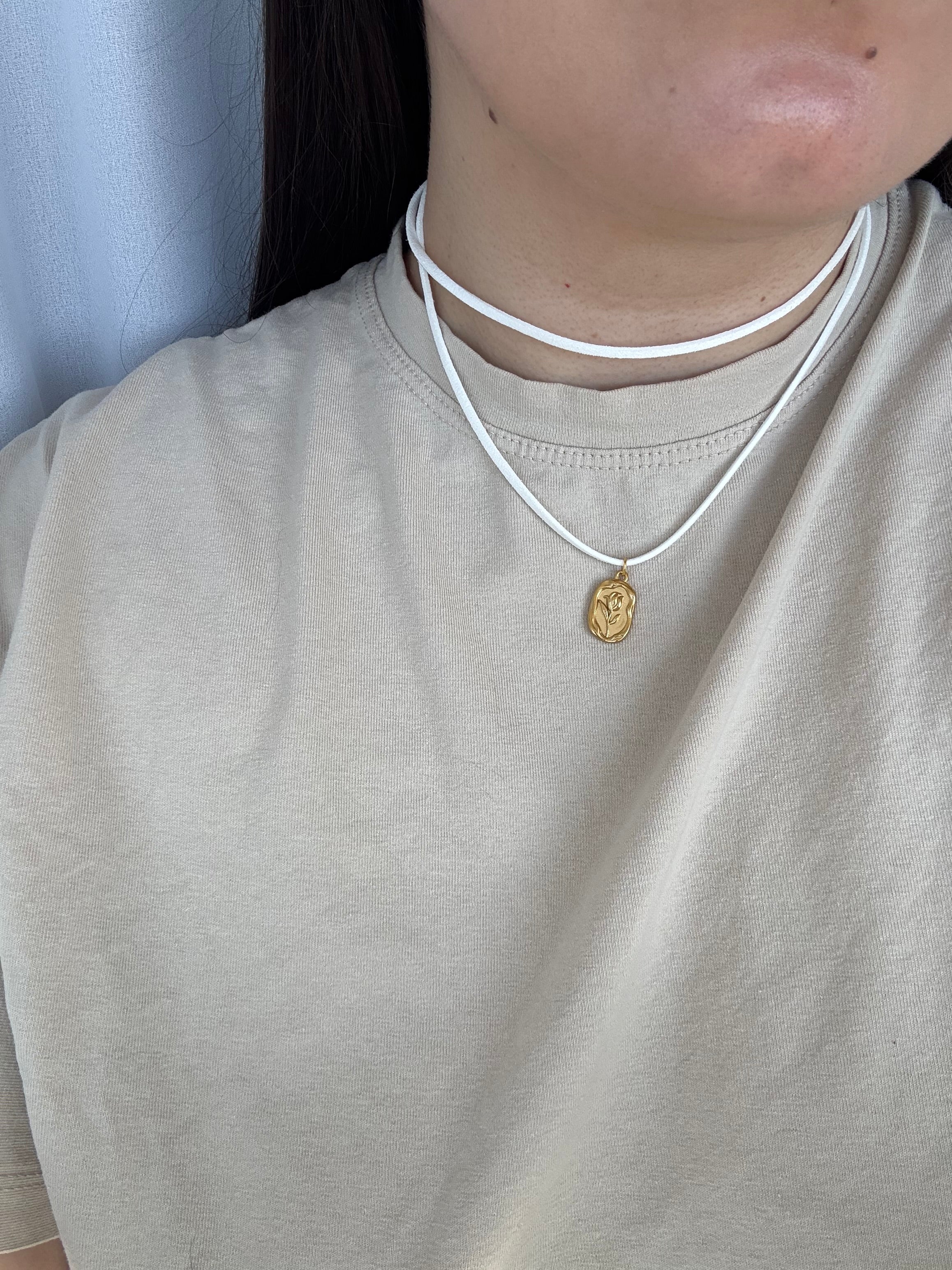 Collana Choker con ciondolo